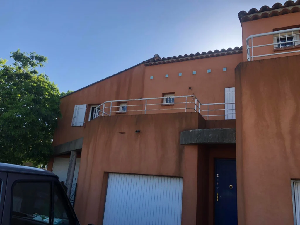 Nettoyage de Façade à Hyères dans le VAR (83)