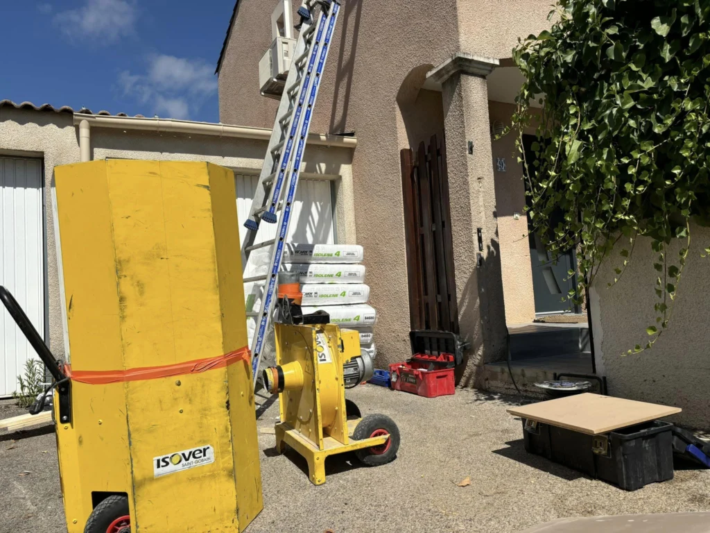 Photo matériel pour l'isolation des combles à La Fermette le Rousset (83)