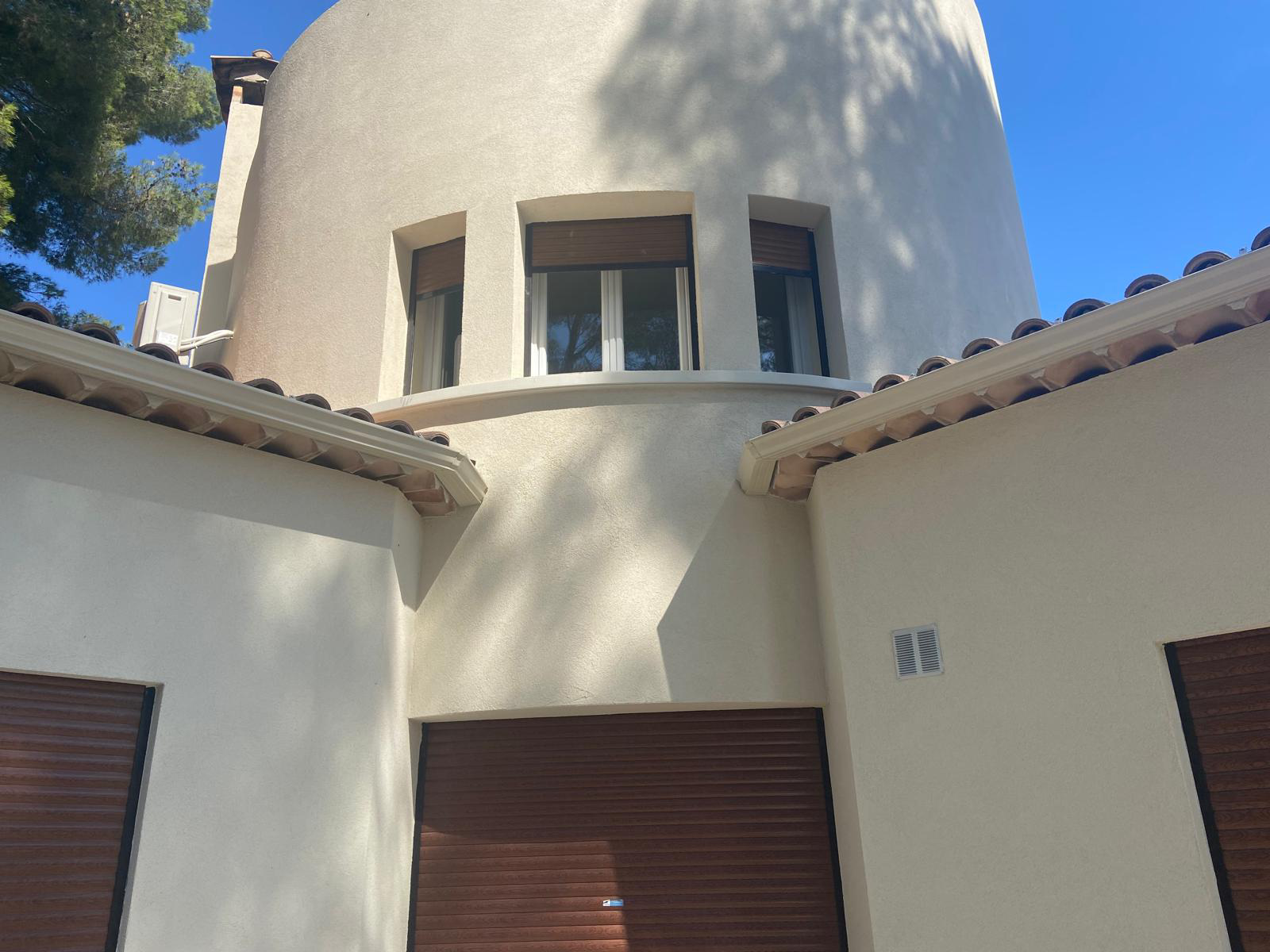 Zoom finition et bordures gouttières